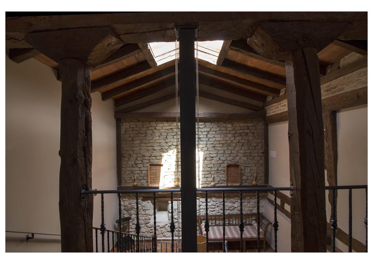 Posada La Casona De Valbuena バルブエナ・デ・ドゥエロ エクステリア 写真