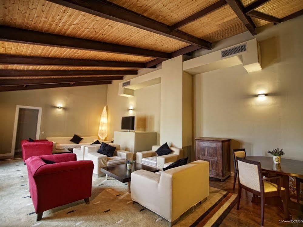 Posada La Casona De Valbuena バルブエナ・デ・ドゥエロ エクステリア 写真